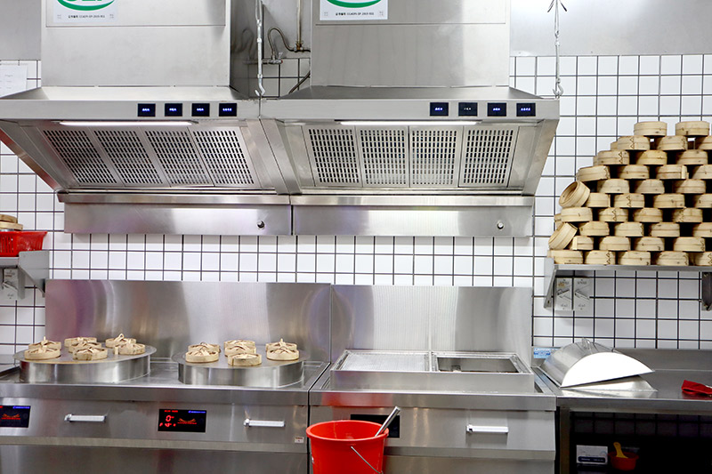 Comprehensive Commercial Kitchen Solutions Setup